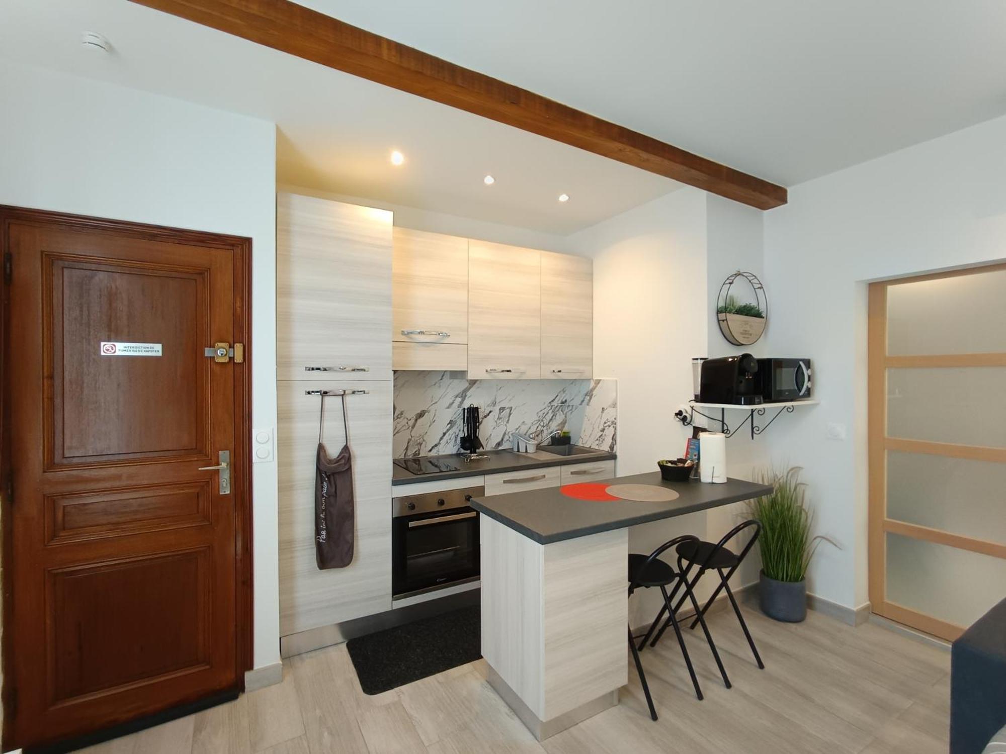 Coquet 2 Pieces Entierement Renove Et Climatise Apartment Cannes